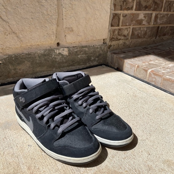 NIKE DUNK MID PRO SB "GRIPTAPE" BLACK-LIGHT GRAPHITE SZ 11 - Picture 3 of 5